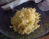 Foto del passaggio 1 della ricetta Culurgiones con ripieno di patata, menta e tartare di gamberi