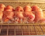 Foto langkah ke 4 dari resep Baked chicken roll.