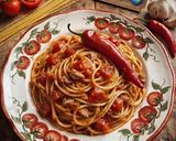 صورة لخطوة 6 من وصفة باستا🍝حارة🌶️بصلصة الطماطم🍅 و التونه🥫