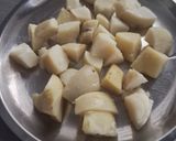व्रत की फलाहार थाली (सिंघाड़े की कतली, सिंघाड़े की पूरी और आलू टमाटर की फलाहार सब्जी) रेसिपी चरण 1 फोटो