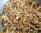 Foto del paso 7 de la receta: Calabaza rellena de quinoa y champiñones