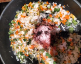 Foto del paso 2 de la receta: Huevos con atún, fritura y tomate
