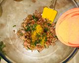 A picture of step 3 of Meatball tomato sauce.