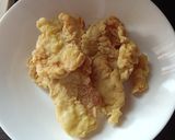 Foto langkah ke 3 dari resep Ayam Goreng Tepung saus Lada Hitam.