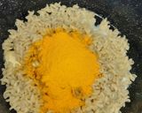 Foto del paso 5 de la receta: Pasta con salsa de queso y espinacas usando