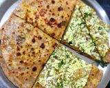 A picture of step 4 of Paneer cheesy paratha.