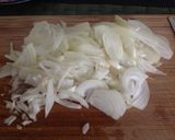 A picture of step 4 of Roast Beef with Caramelized Onions.