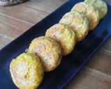 Foto langkah ke 4 dari resep Omelet Nasi.
