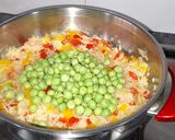 صورة لخطوة 3 من وصفة أرز بالدجاج