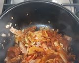 A picture of step 2 of Sundubu-jjigae.