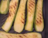 Foto del passaggio 1 della ricetta Parmigiana di zucchine grigliate
