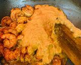A picture of step 4 of Smoked Prawns Karahi.