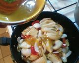 Foto del paso 4 de la receta: Papas al horno con cebollas y morrón
