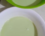 Foto langkah ke 2 dari resep Bubur Sumsum Daun Pandan.