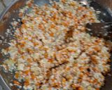 Foto langkah ke 3 dari resep Pastel Renyah Tahan Kres Isi Ragout Ayam.