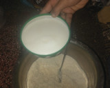 ரவா ஹனி கேக் ரெசிபி ஸ்டேப் 3 புகைப்படம்