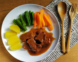 Foto langkah ke 4 dari resep Bistik Dan Sayuran.
