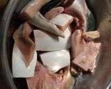 A picture of step 1 of Washoku Recipe - Yellowtale with Daikon raddish (Buri-Daikon).