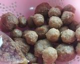Foto langkah ke 1 dari resep Bakso Urat Simple.