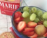 Foto del paso 1 de la receta: Cheesecake de fresas, plátano, uvas
