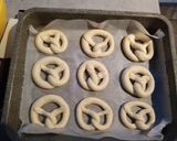 Foto del passaggio 3 della ricetta Bretzel 🍺🇩🇪