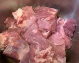 Hình bước làm 1 của món Mì Bò Viên