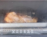 Foto del paso 3 de la receta: Cerdo asado con aderezo de salsa soya, perejil y ajo