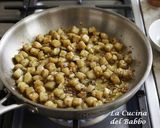 Foto del passaggio 2 della ricetta Pasta alla Norma nella Melanzana