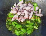 Foto langkah ke 3 dari resep Cumi asin pete lado ijo.
