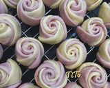Hình bước làm 5 của món Bánh bao hoa hồng khoai lang