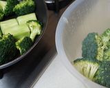 Foto del paso 6 de la receta Cena ligera de crema de verduras con brócoli salteado y arroz 🥦