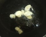 Foto langkah ke 3 dari resep Tumis Bayam Wortel.