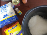 Bolu Jadul Terenak (Padat, Lembab, Tidak seret)