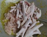 Foto langkah ke 2 dari resep Ayam kecap topping mie ayam.