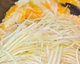 รูปขั้นตอนการทำที่ 2 ของ มะละกอผัดไข่