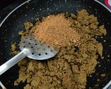 A picture of step 3 of Green moong- jaggery ladoos (saboot moong- gur ke laddoo).