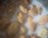 A picture of step 4 of Dahi Vada.