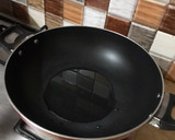 A picture of step 1 of Chicken karahi.
