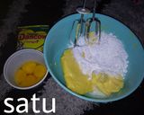 Foto langkah ke 1 dari resep Cookies Bunga 🏵 (Semprit Jadul).