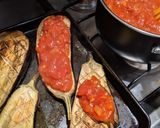 A picture of step 5 of Aubergines with mozzarella and lemony breadcrumbs.