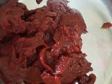 سمك شعري مشوي بصوص الطماطم