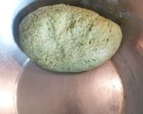 A picture of step 2 of Masala palak puri.