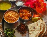 A picture of step 4 of Gavran Veg Lunch Thali.
