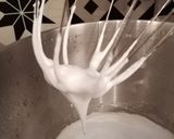 Une image de l'étape 2 de Meringues fantômes et citrouilles.
