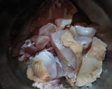 Foto langkah ke 1 dari resep Ungkep Ayam Tinoransak.