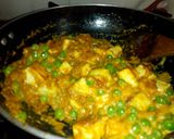 A picture of step 3 of Green garlic laccha paratha with matar paneer.