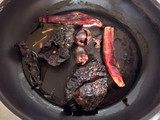 Carne de cerdo a los tres chiles