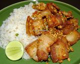 รูปขั้นตอนการทำที่ 10 ของ หมูสามชั้นผัดพริกเกลือ-ข้าวหมูสามชั้นผัดพริกเกลือ