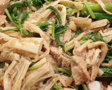 รูปขั้นตอนการทำที่ 5 ของ หมกหม้อหน่อไม้กระดูกอ่อนหมู