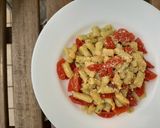 Foto del passaggio 7 della ricetta Gnocchetti di zucchine ai pomodorini
